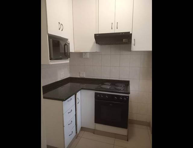 1 BEDROOM PROPERTY TO RENT IN GLENWOOD